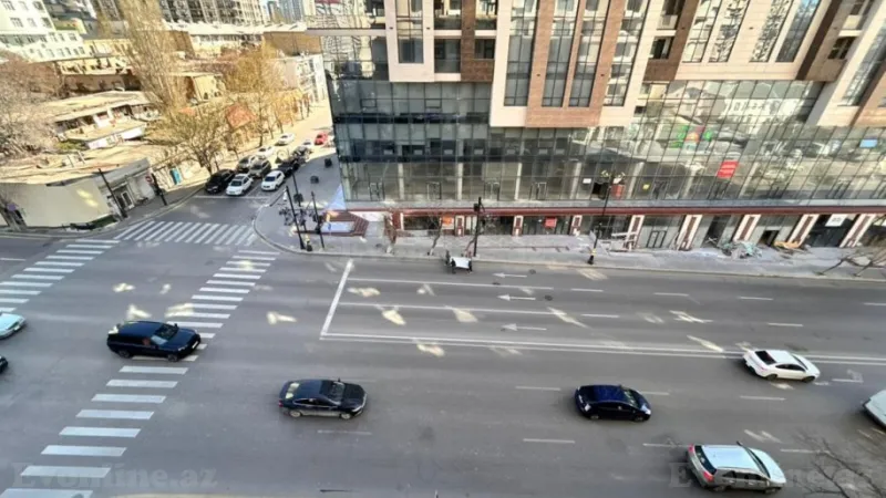 Satılır 3 otaqlı Mənzil Yeni tikili 148 m² 28 May m. - şəkil 15