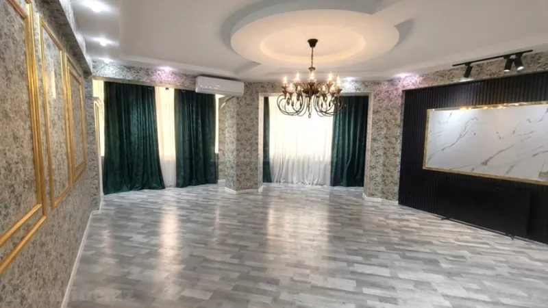 4 otaqlı Mənzil 170 m² İnşaatçılar m. Satılır