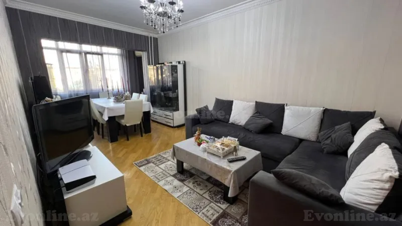 3 otaqlı Mənzil 80 m² 4-cü mikrorayon Satılır