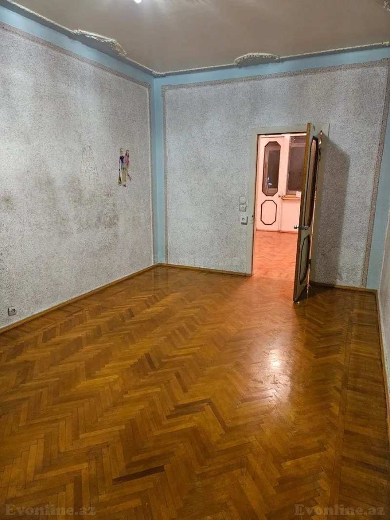 Satılır 3 otaqlı Mənzil Köhnə tikili 75 m² 5-ci mikrorayon - şəkil 3