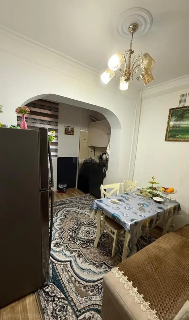 Satılır 3 otaqlı Mənzil Köhnə tikili 80 m² Yeni Yasamal - şəkil 4