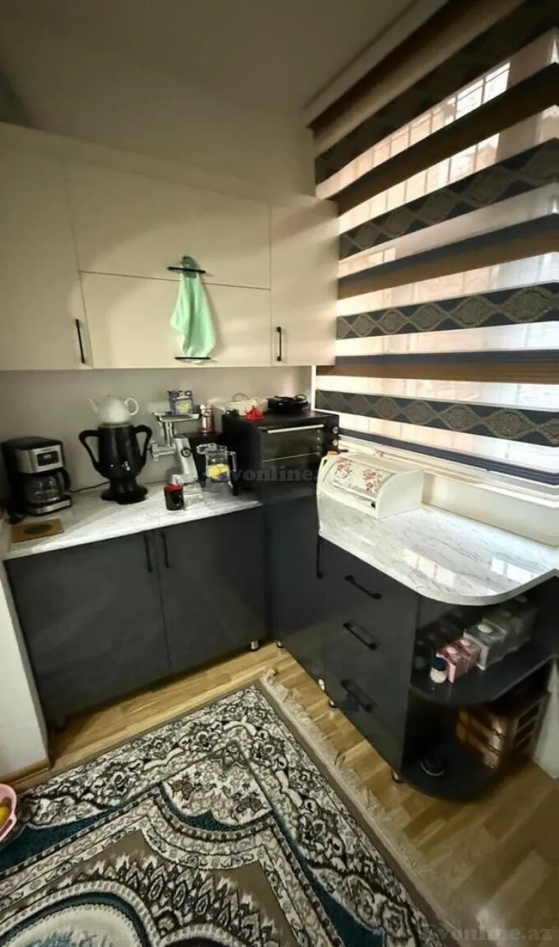 Satılır 3 otaqlı Mənzil Köhnə tikili 80 m² Yeni Yasamal - şəkil 8