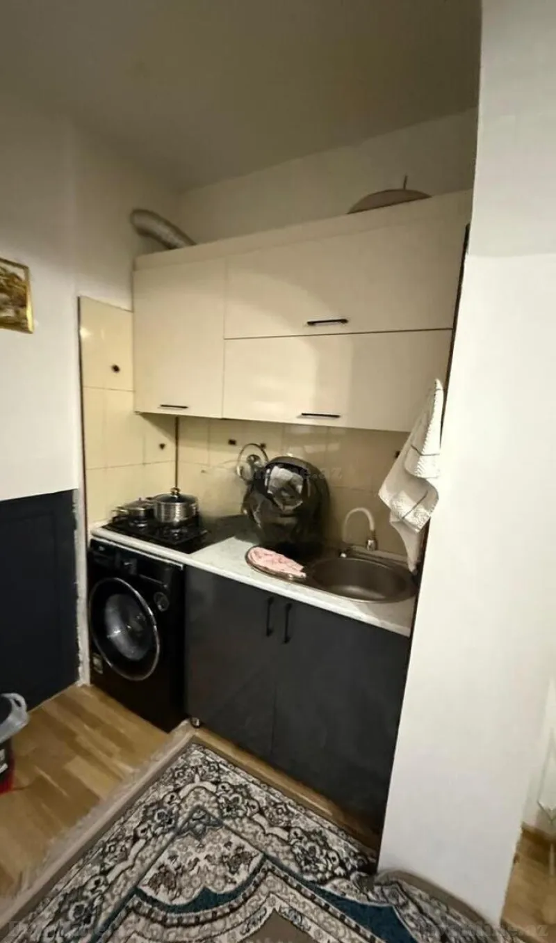 Satılır 3 otaqlı Mənzil Köhnə tikili 80 m² Yeni Yasamal - şəkil 9