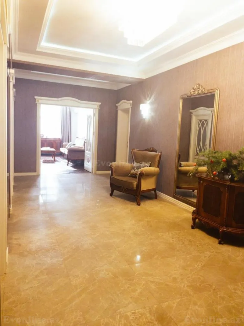 Satılır 5 otaqlı Mənzil Yeni tikili 210 m² Xətai m. - şəkil 15