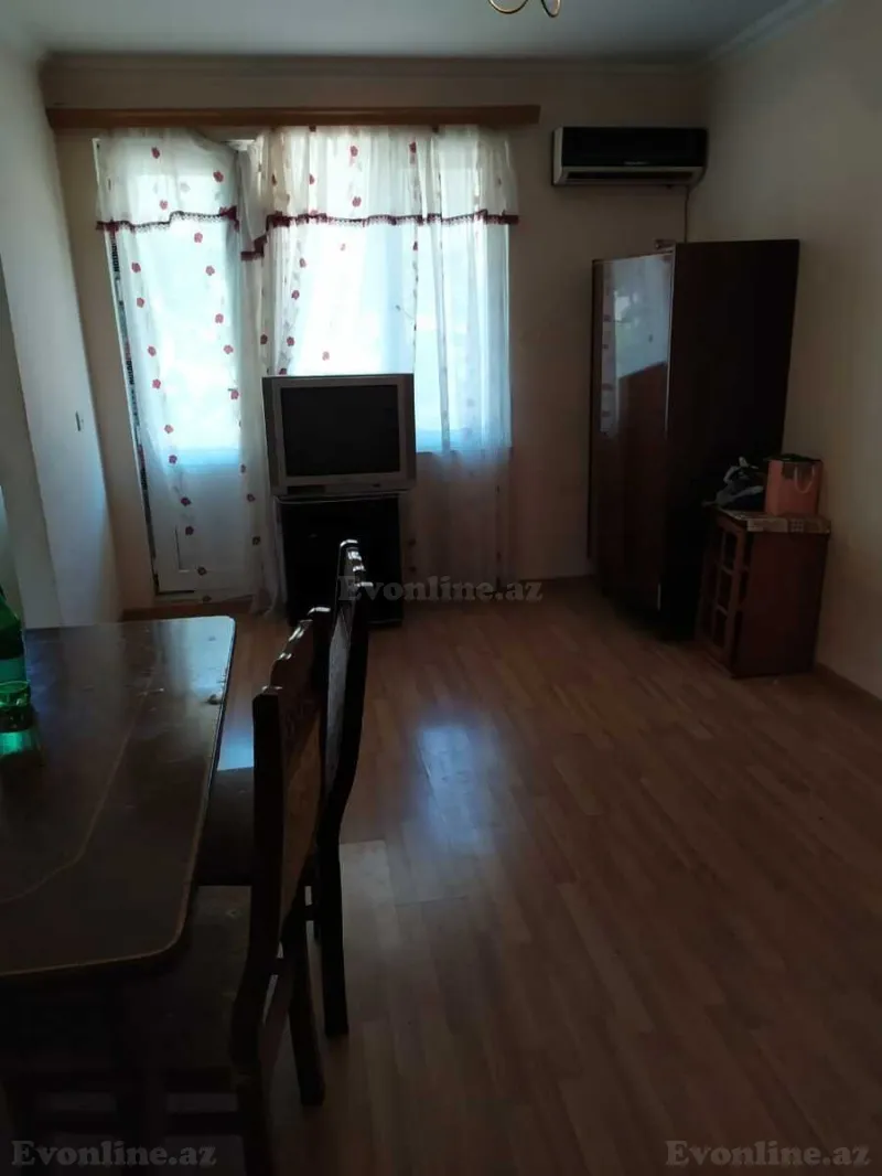 Kirayə verilir 1 otaqlı Mənzil Köhnə tikili 30 m² 6-cı mikrorayon - şəkil 2