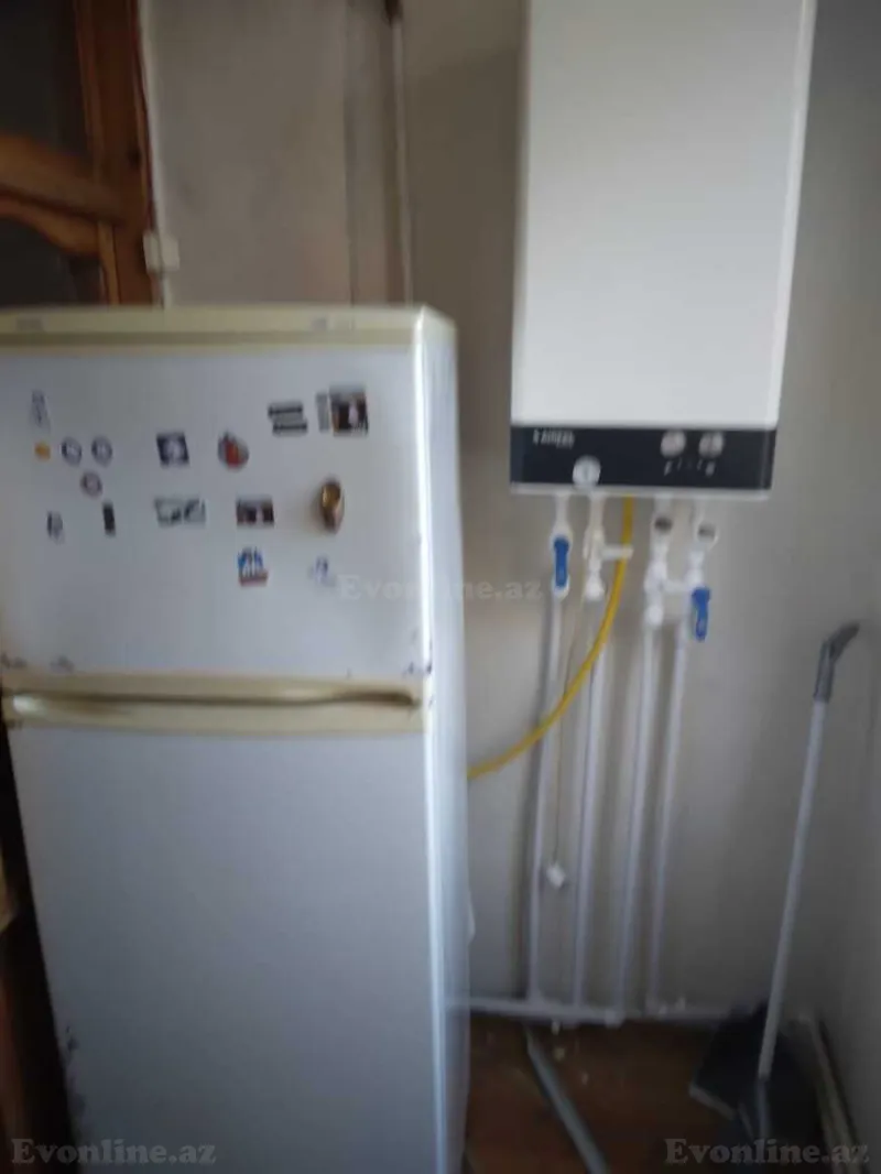 Satılır 2 otaqlı Mənzil Köhnə tikili 70 m² Gənclik m. - şəkil 12