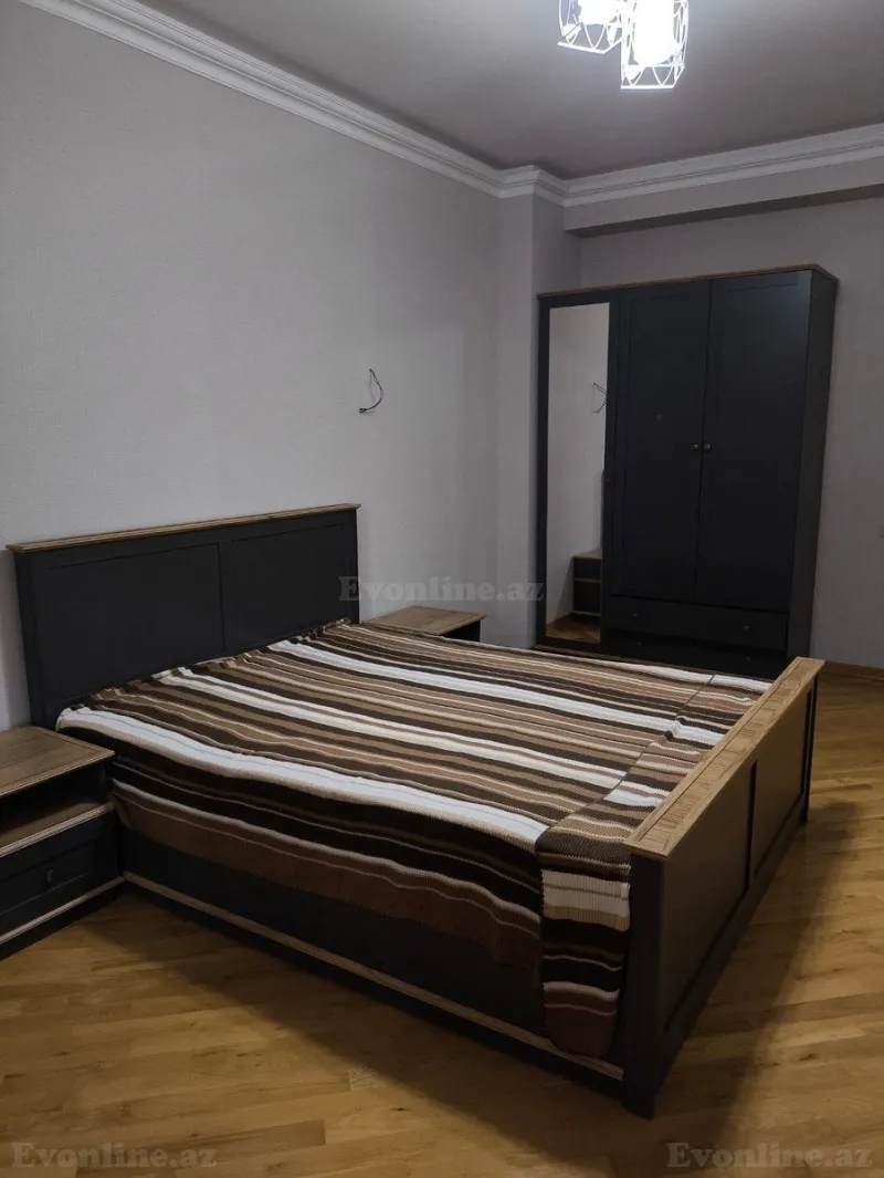 Kirayə verilir 3 otaqlı Mənzil Yeni tikili 160 m² Xətai m. - şəkil 2