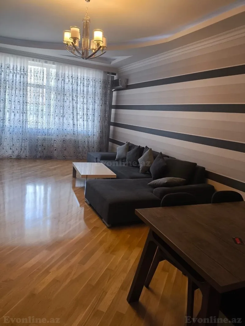 Kirayə verilir 3 otaqlı Mənzil Yeni tikili 160 m² Xətai m. - şəkil 8