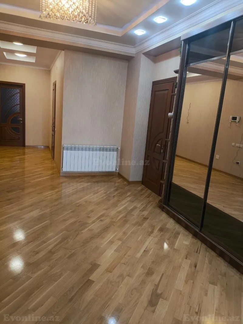 Kirayə verilir 3 otaqlı Mənzil Yeni tikili 160 m² Xətai m. - şəkil 10