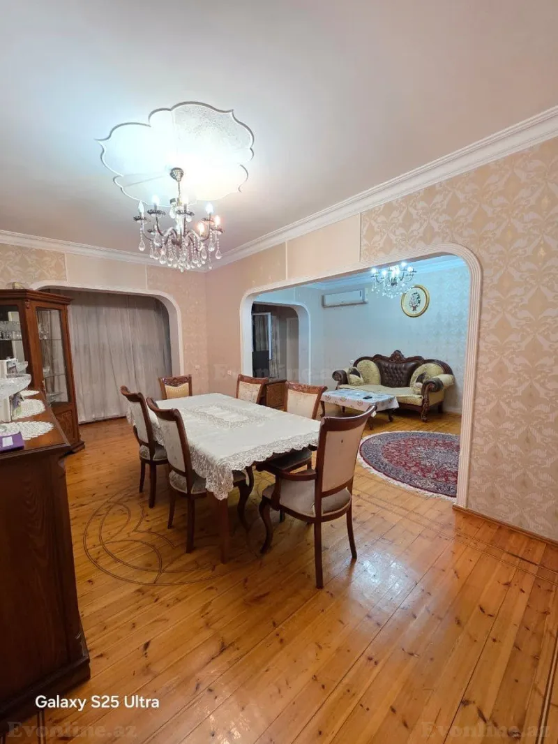 Satılır 5 otaqlı Mənzil Köhnə tikili 130 m² Memar Əcəmi m. - şəkil 3