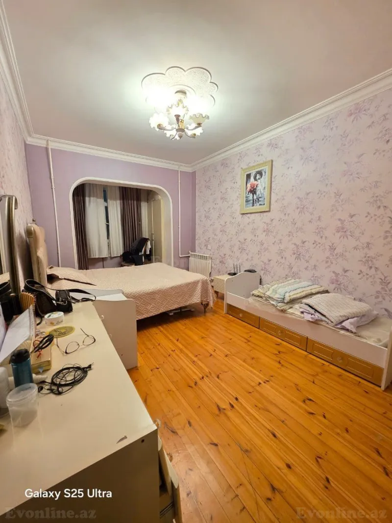 Satılır 5 otaqlı Mənzil Köhnə tikili 130 m² Memar Əcəmi m. - şəkil 9