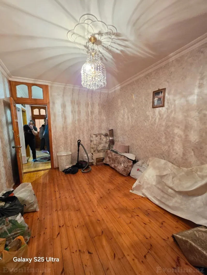 Satılır 5 otaqlı Mənzil Köhnə tikili 130 m² Memar Əcəmi m. - şəkil 12