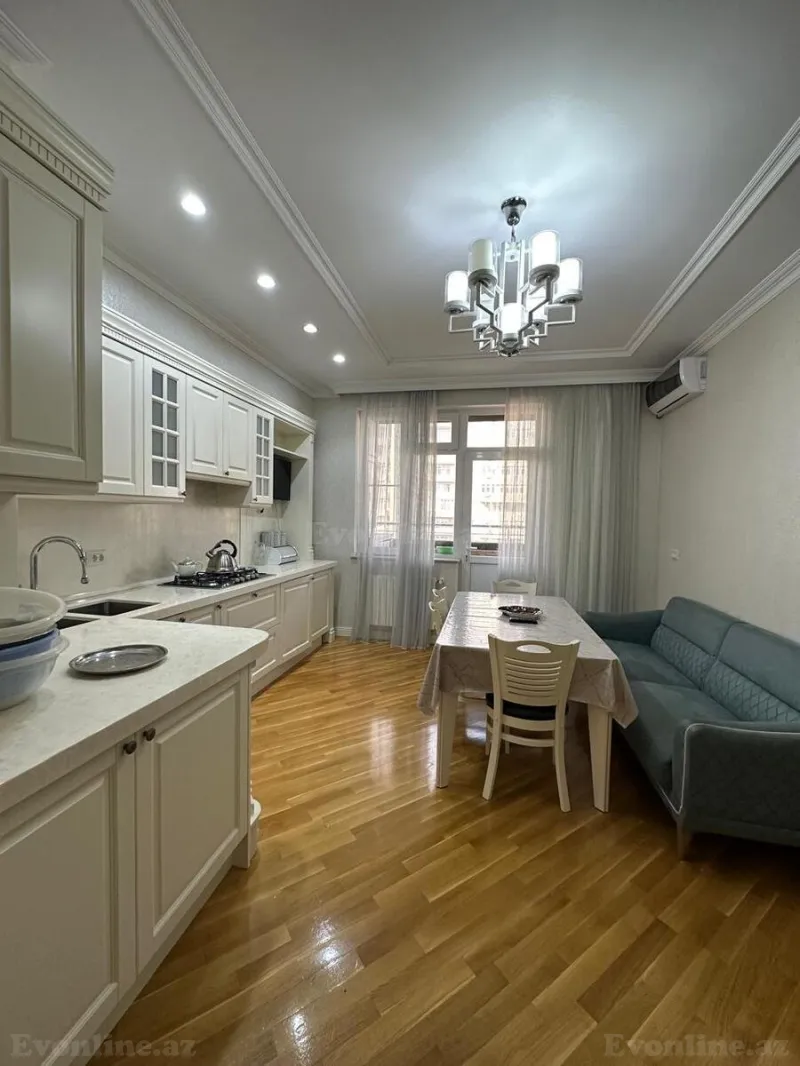 Kirayə verilir 4 otaqlı Mənzil Yeni tikili 180 m² 28 May m. - şəkil 6