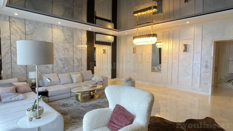 4 otaqlı Mənzil 217 m² Elmlər Akademiyası m. Satılır