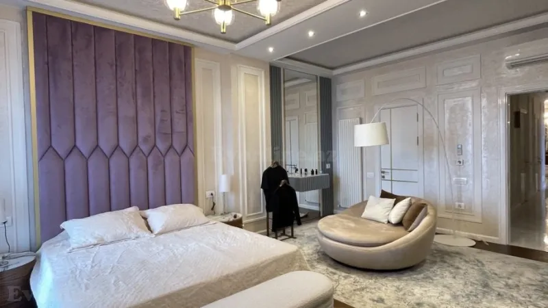 Satılır 4 otaqlı Mənzil Yeni tikili 217 m² Elmlər Akademiyası m. - şəkil 6