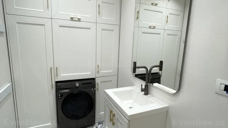 Satılır 4 otaqlı Mənzil Yeni tikili 217 m² Elmlər Akademiyası m. - şəkil 10