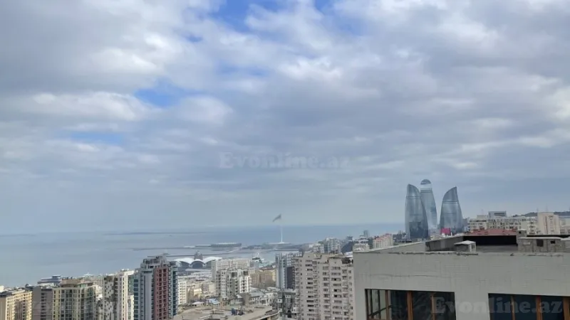 Satılır 4 otaqlı Mənzil Yeni tikili 217 m² Elmlər Akademiyası m. - şəkil 16