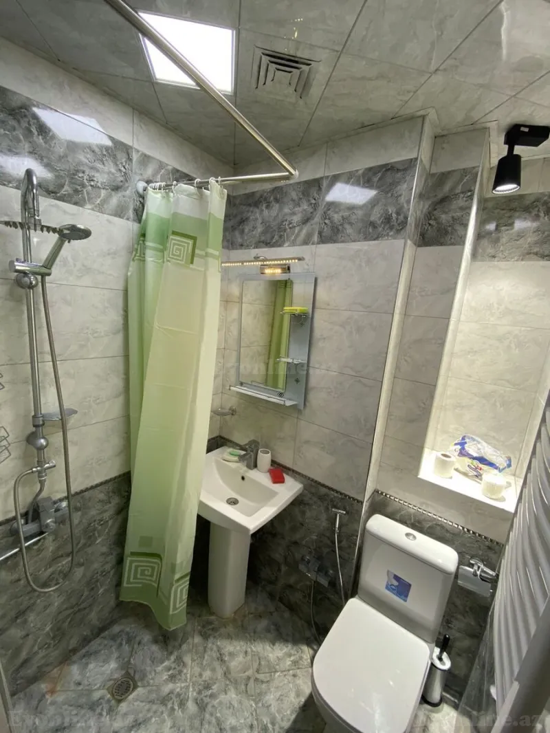 Kirayə verilir 2 otaqlı Mənzil Yeni tikili 60 m² İnşaatçılar m. - şəkil 16