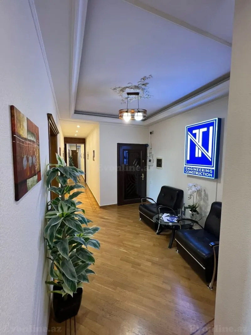 4 otaqlı Ofis 160 m² Xətai m. Kirayə verilir