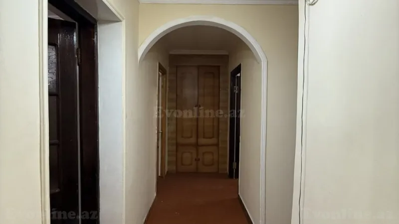 Satılır 3 otaqlı Mənzil Köhnə tikili 75 m² 8-ci kilometr - şəkil 2