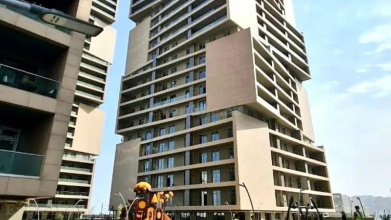 3 otaqlı Mənzil 110 m² 8 Noyabr m. Kirayə verilir