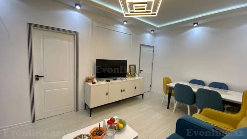 2 otaqlı Mənzil 45 m² 4-cü mikrorayon Kirayə verilir