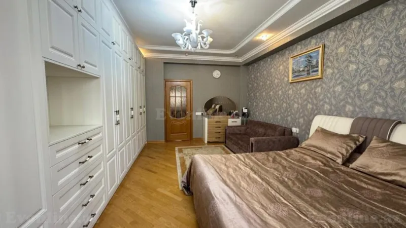 Satılır 2 otaqlı Mənzil Yeni tikili 94 m² Nizami r. - şəkil 13