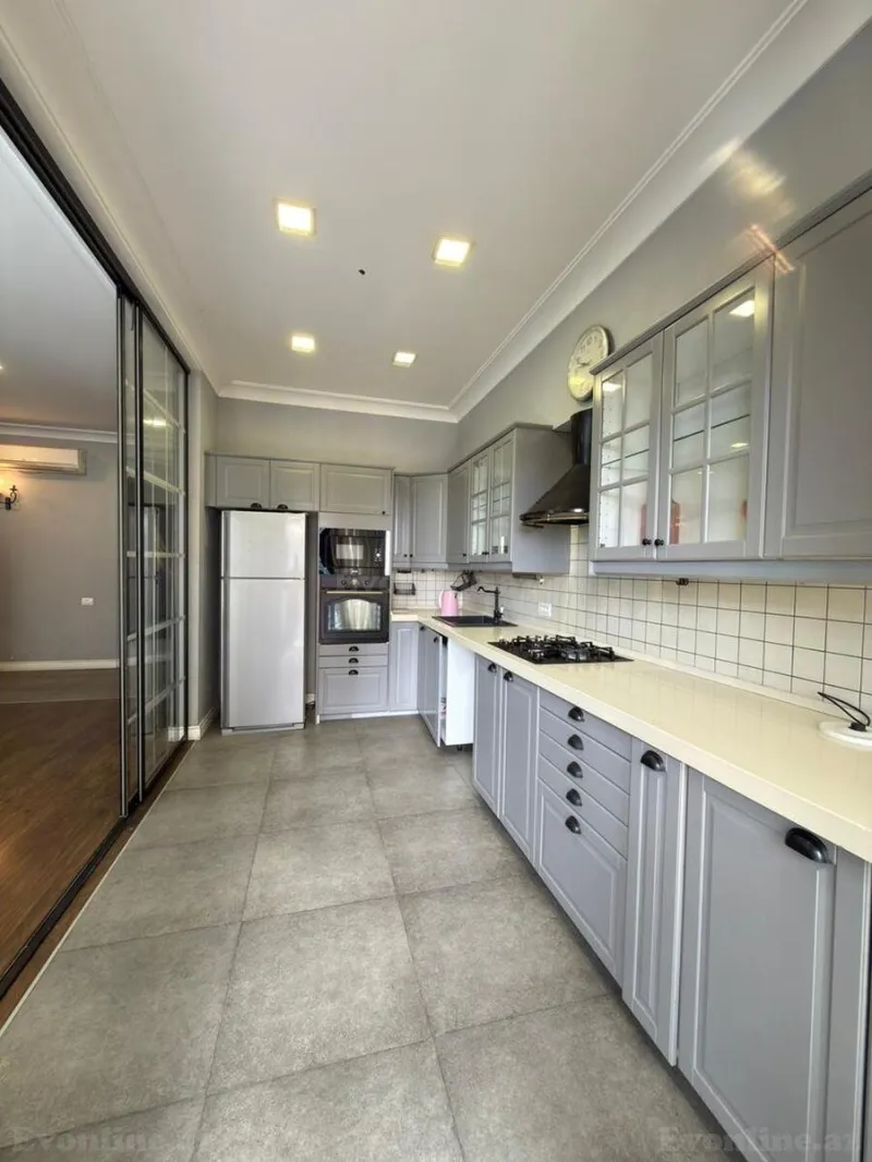 Satılır 4 otaqlı Mənzil Yeni tikili 250 m² Sahil m. - şəkil 7