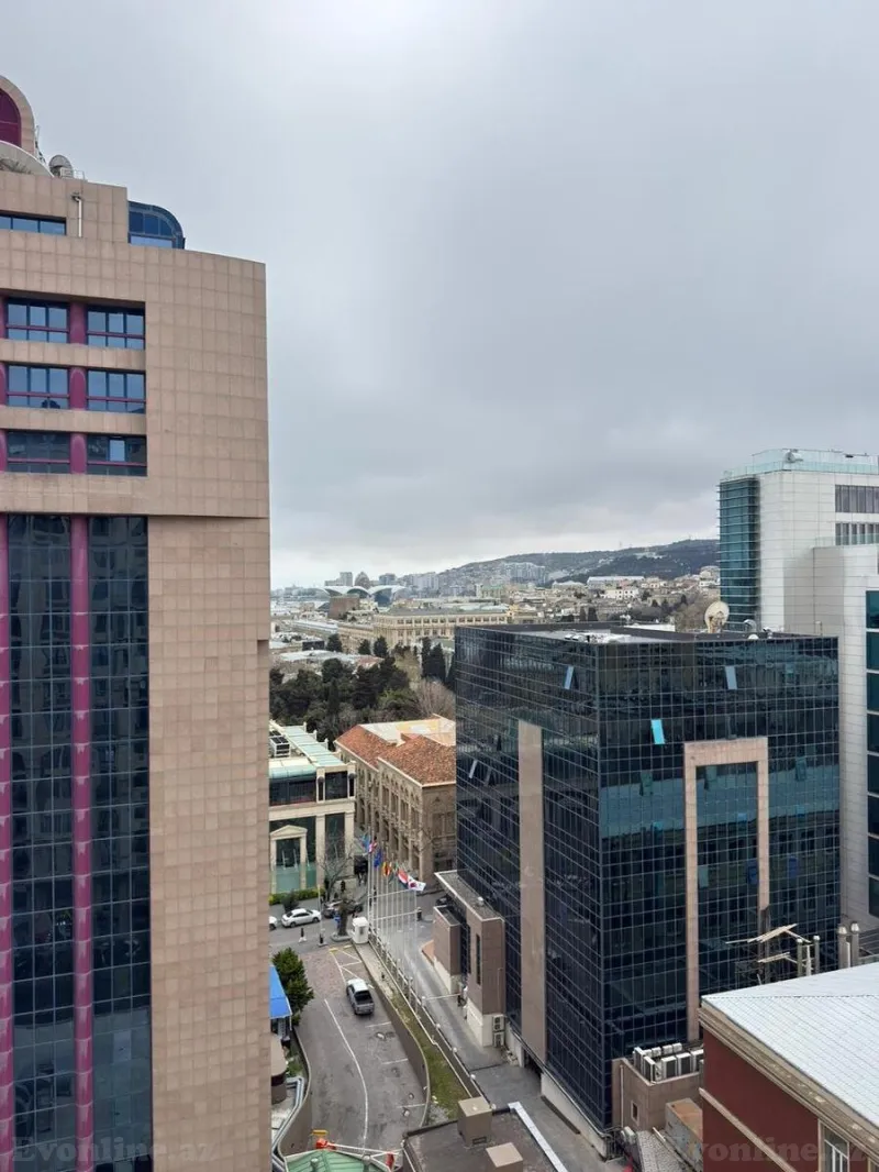 Satılır 4 otaqlı Mənzil Yeni tikili 250 m² Sahil m. - şəkil 8