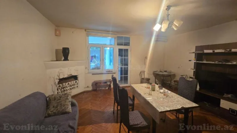 Satılır 2 otaqlı Mənzil Köhnə tikili 60 m² 28 May m. - şəkil 3