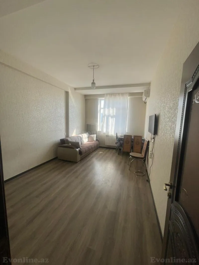 2 otaqlı Mənzil 70 m² Azadlıq prospekti m. Kirayə verilir
