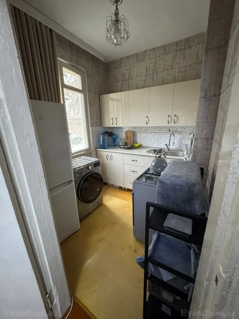 Satılır 2 otaqlı Mənzil Köhnə tikili 50 m² 7-ci mikrorayon - şəkil 4