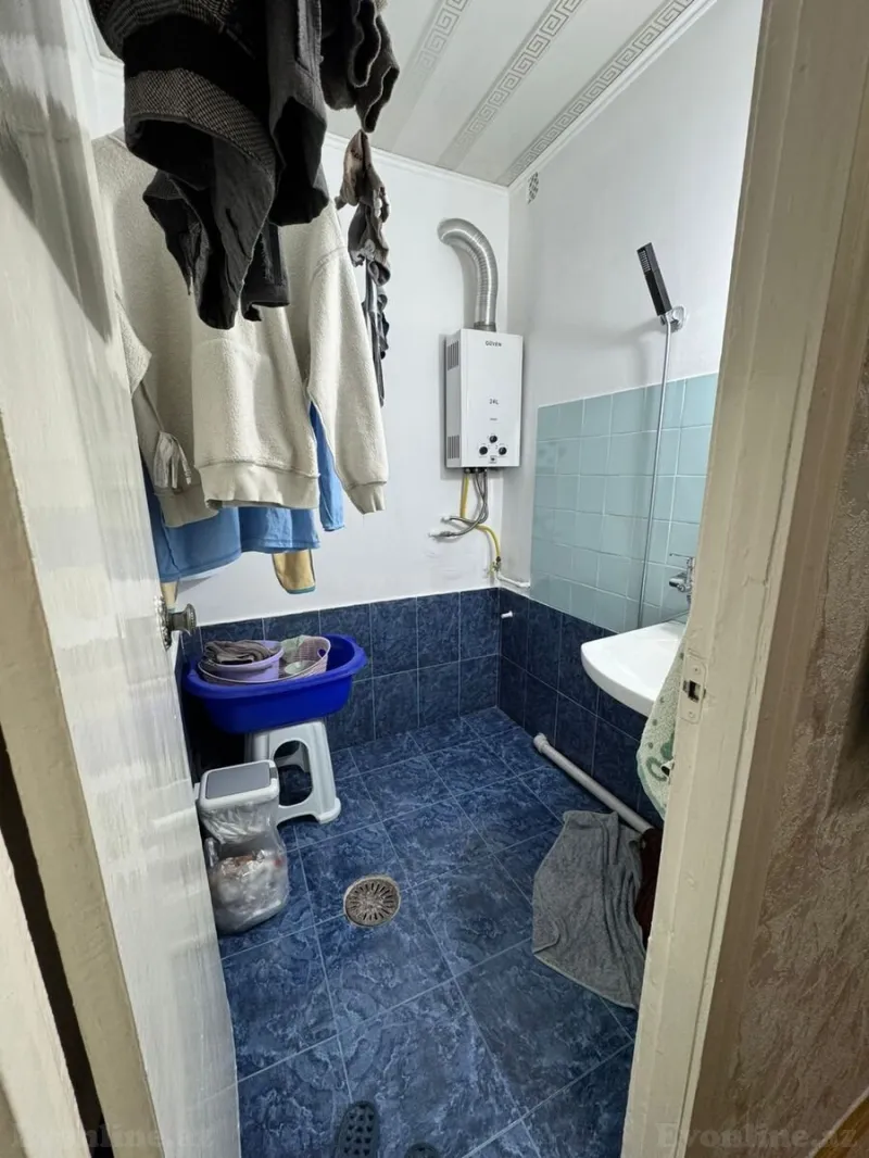 Satılır 2 otaqlı Mənzil Köhnə tikili 50 m² 7-ci mikrorayon - şəkil 6