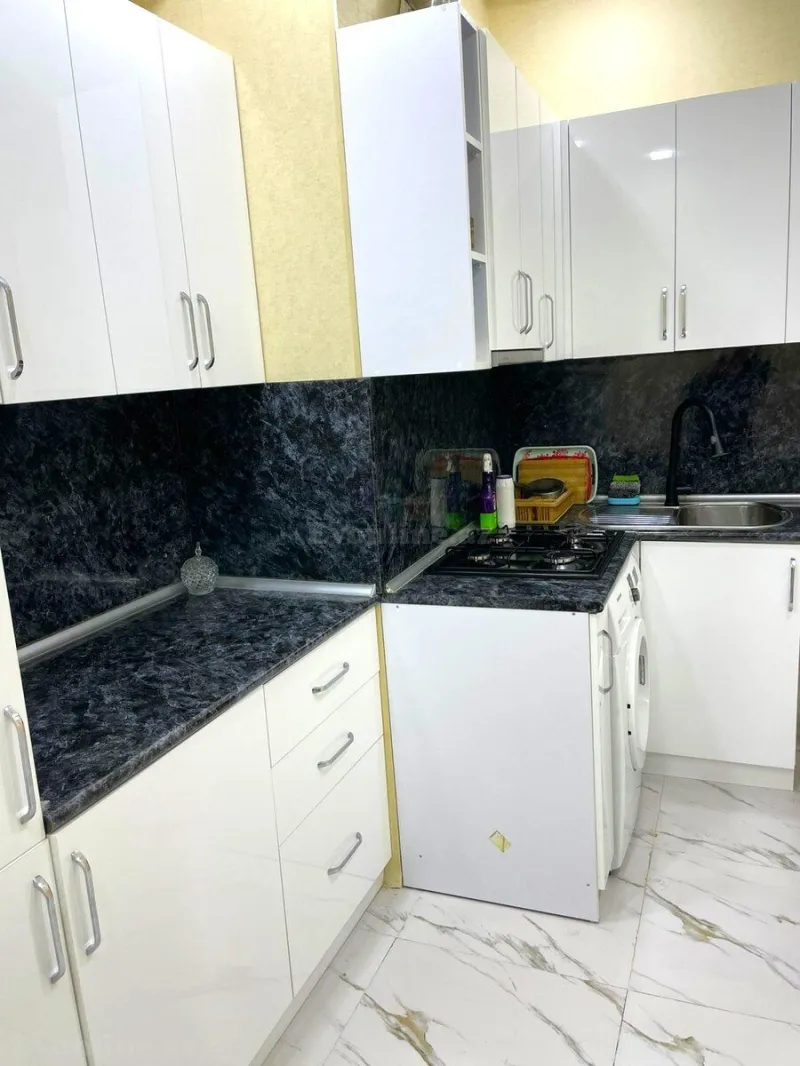 Satılır 2 otaqlı Mənzil Yeni tikili 75 m² Xətai r. - şəkil 9