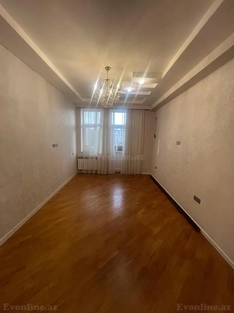 Satılır 3 otaqlı Mənzil Yeni tikili 130 m² 6-cı mikrorayon - şəkil 2
