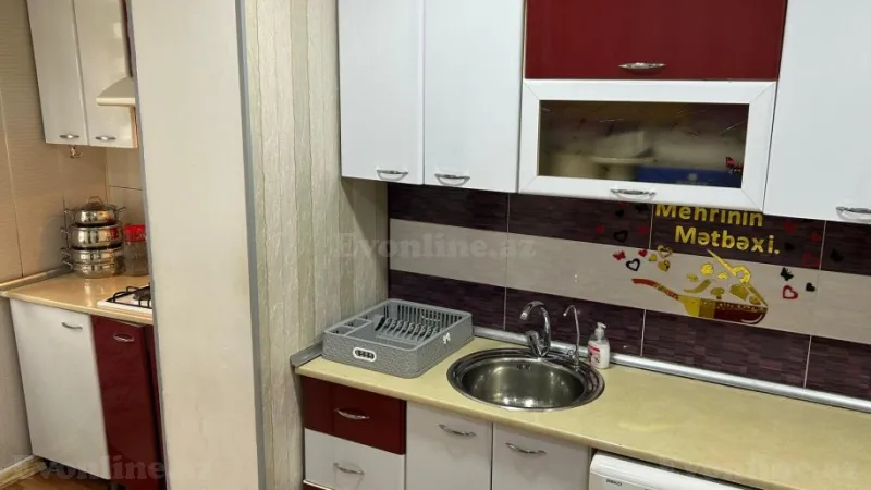 Satılır 5 otaqlı Mənzil Köhnə tikili 120 m² Suraxanı r. - şəkil 9