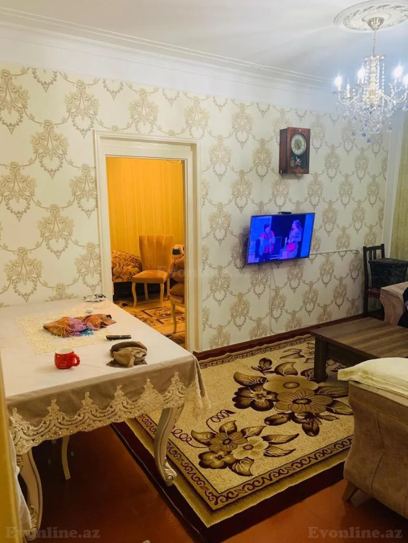 4 otaqlı Mənzil 100 m² Qaraçuxur Satılır