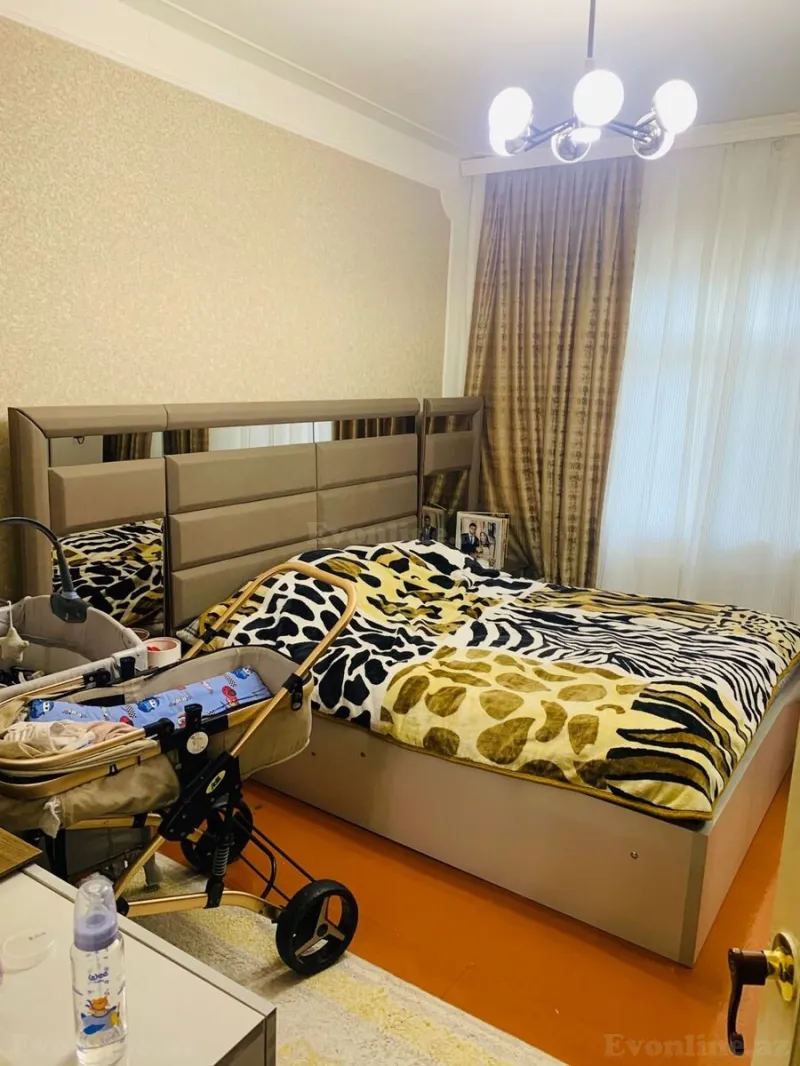 Satılır 4 otaqlı Mənzil Köhnə tikili 100 m² Qaraçuxur - şəkil 5