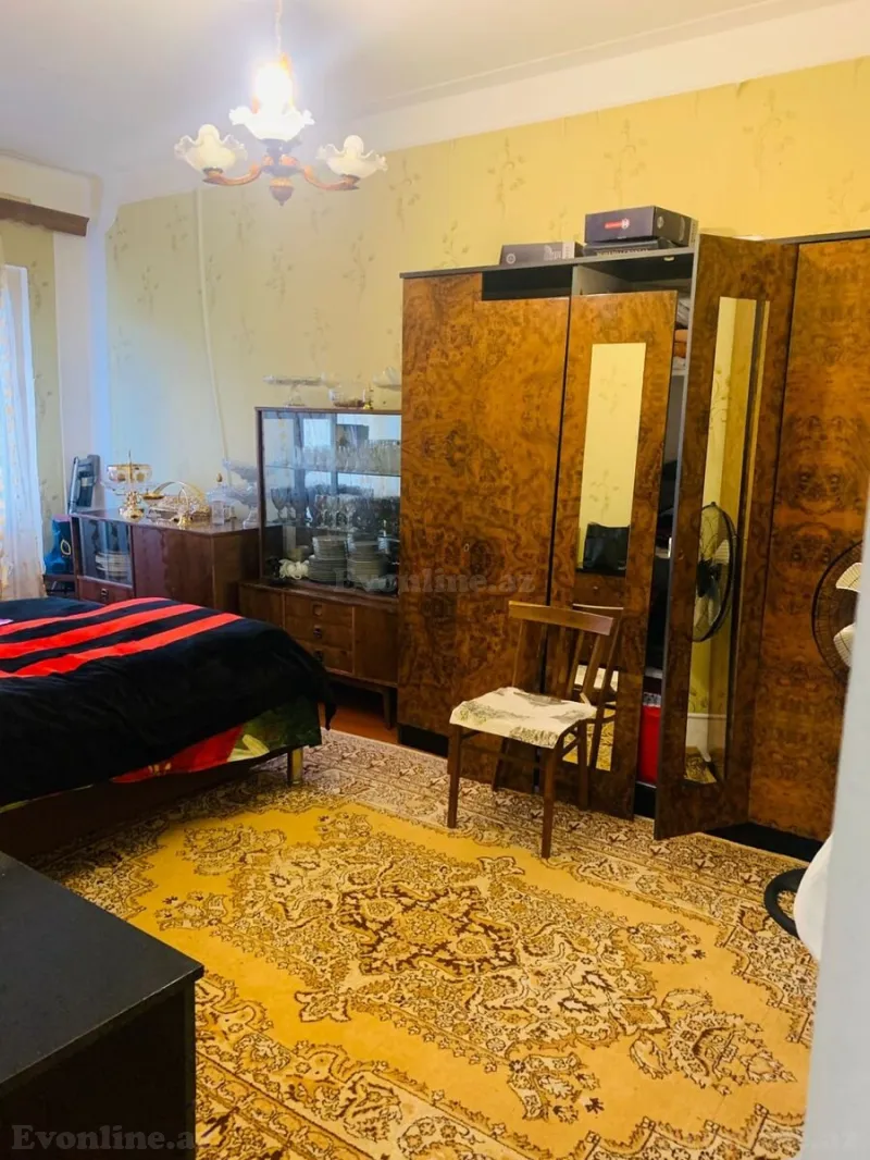 Satılır 4 otaqlı Mənzil Köhnə tikili 100 m² Qaraçuxur - şəkil 6