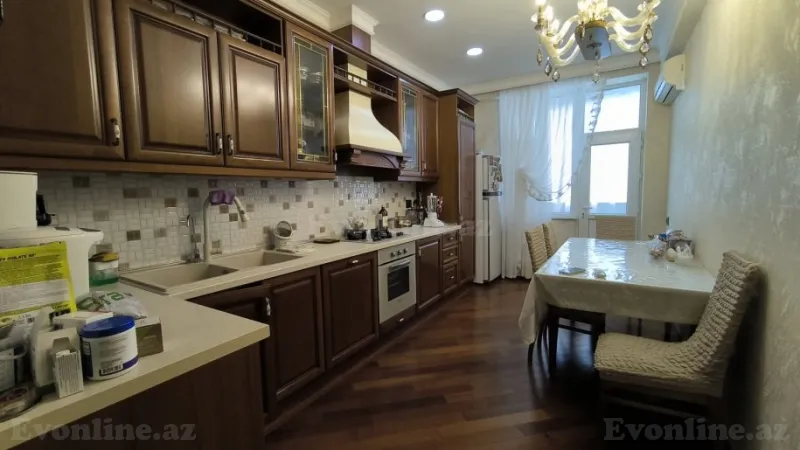 Satılır 4 otaqlı Mənzil Yeni tikili 155 m² Xətai m. - şəkil 16