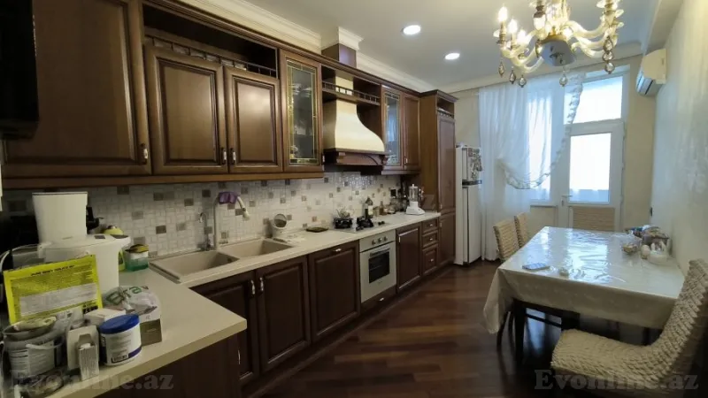 Satılır 4 otaqlı Mənzil Yeni tikili 155 m² Xətai m. - şəkil 18