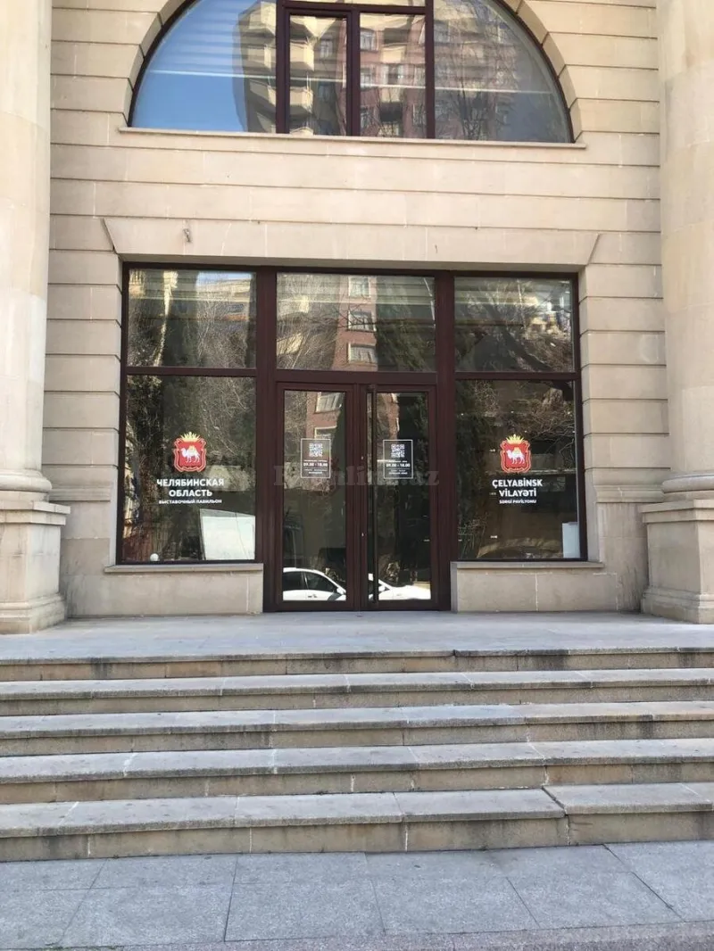 7 otaqlı Ofis 220 m² 28 May m. Kirayə verilir