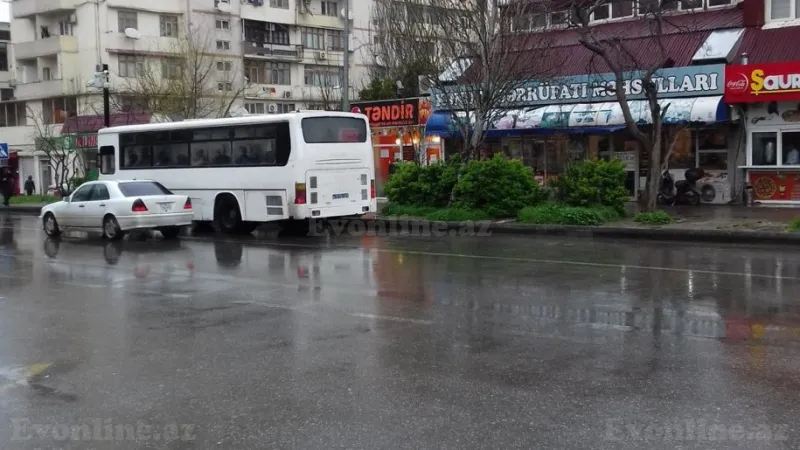 4 otaqlı Mənzil 105 m² 8-ci mikrorayon Satılır