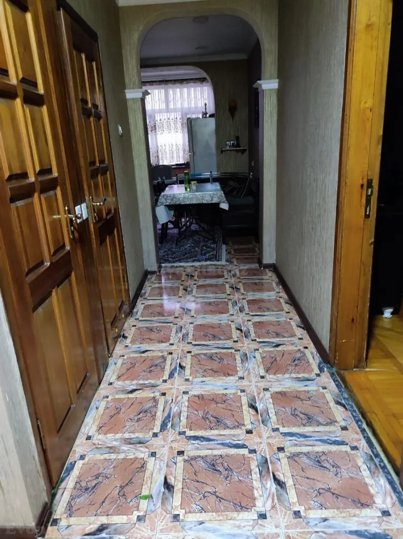 Satılır 4 otaqlı Mənzil Köhnə tikili 105 m² 8-ci mikrorayon - şəkil 9