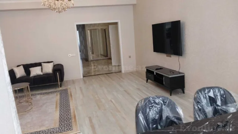 Kirayə verilir 3 otaqlı Mənzil Yeni tikili 138 m² Xətai m. - şəkil 22
