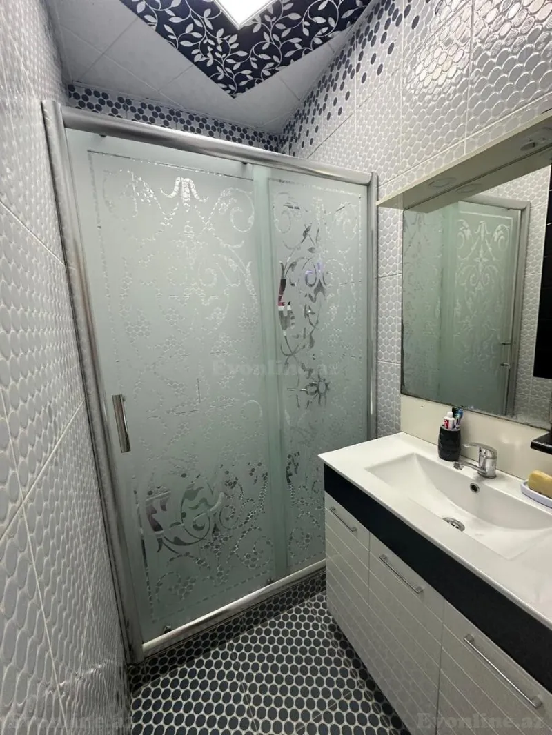 Satılır 2 otaqlı Mənzil Köhnə tikili 65 m² Xalqlar Dostluğu m. - şəkil 11