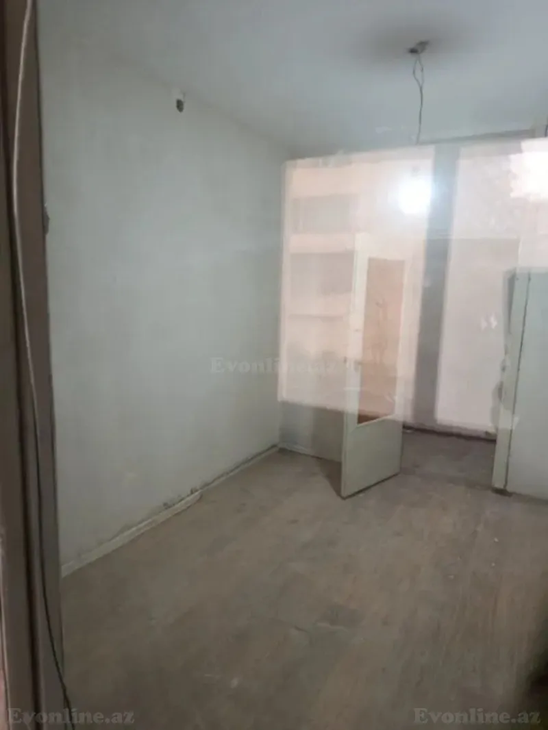 Satılır 3 otaqlı Mənzil Köhnə tikili 82 m² Gənclik m. - şəkil 5