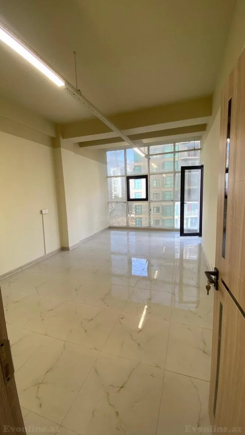 Kirayə verilir Ofis 530 m² 28 May m. - şəkil 3