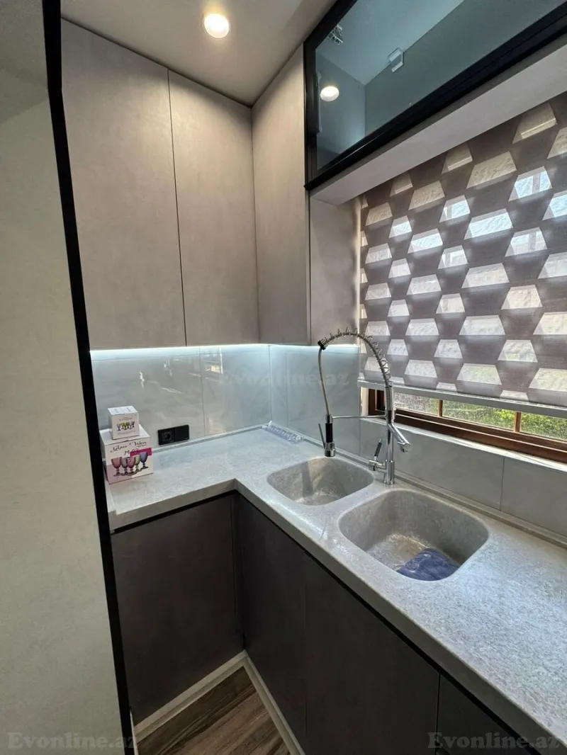 Kirayə verilir 5 otaqlı Mənzil Yeni tikili 146 m² Azadlıq prospekti m. - şəkil 16