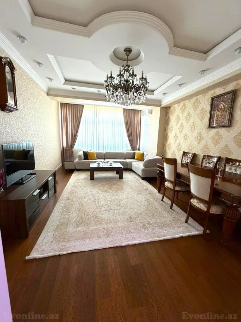 3 otaqlı Mənzil 120 m² Qara Qarayev m. Satılır